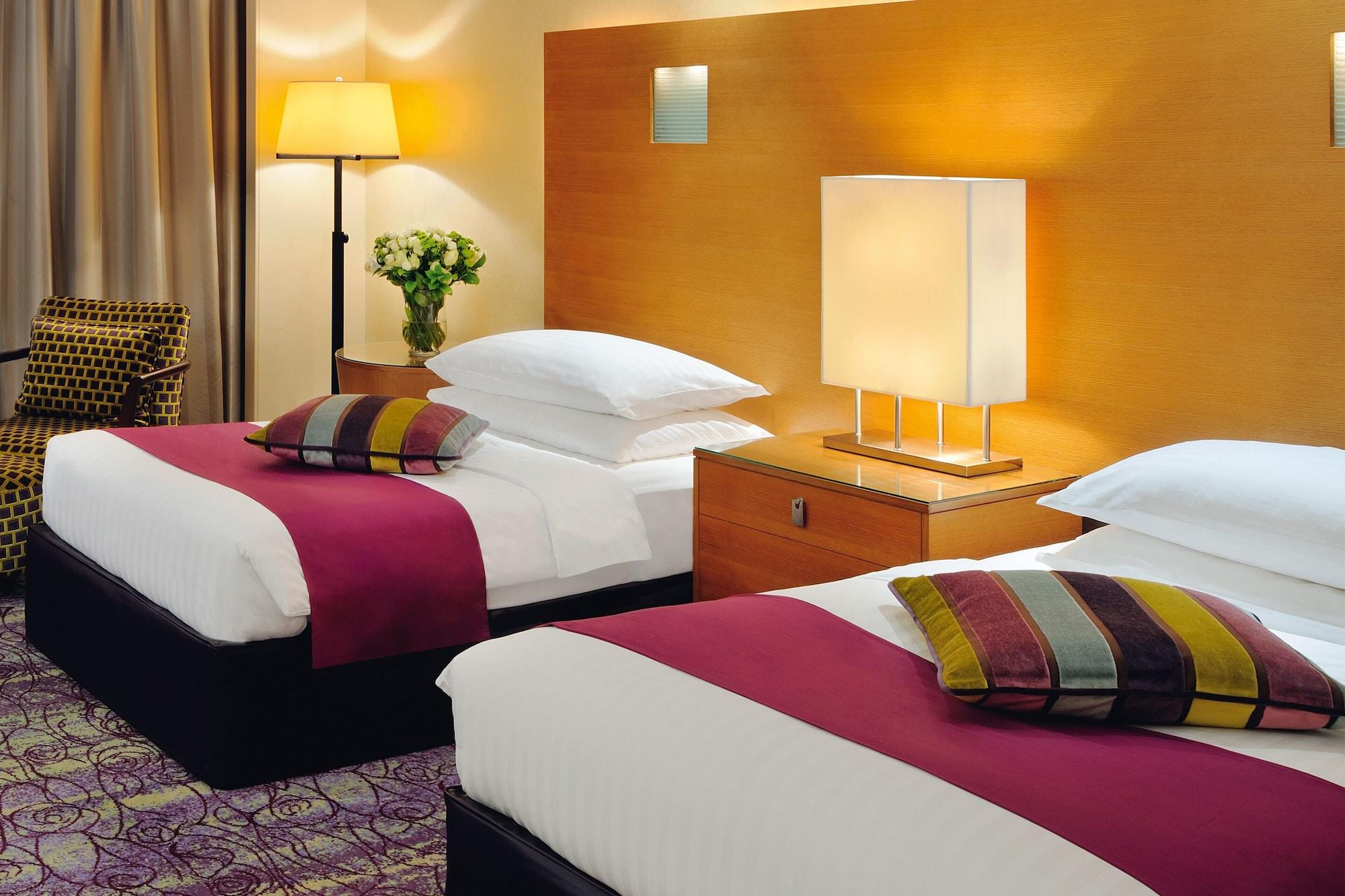 Qabila Westbay Hotel By Marriott Doha Exterior photo A typical room at the hotel