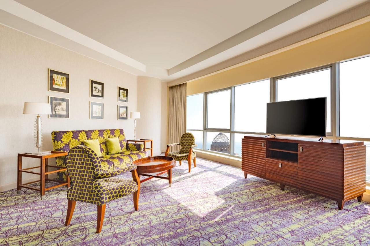 Qabila Westbay Hotel By Marriott Doha Exterior photo Living room
