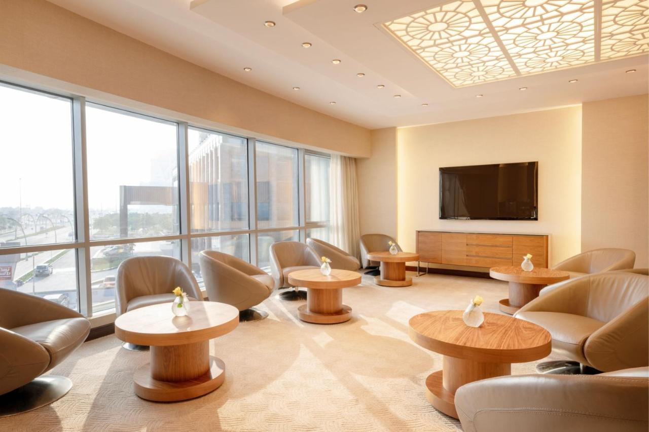 Qabila Westbay Hotel By Marriott Doha Exterior photo The lounge at the airport