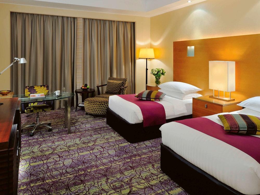 Qabila Westbay Hotel By Marriott Doha Exterior photo A room at the Taj Bengal