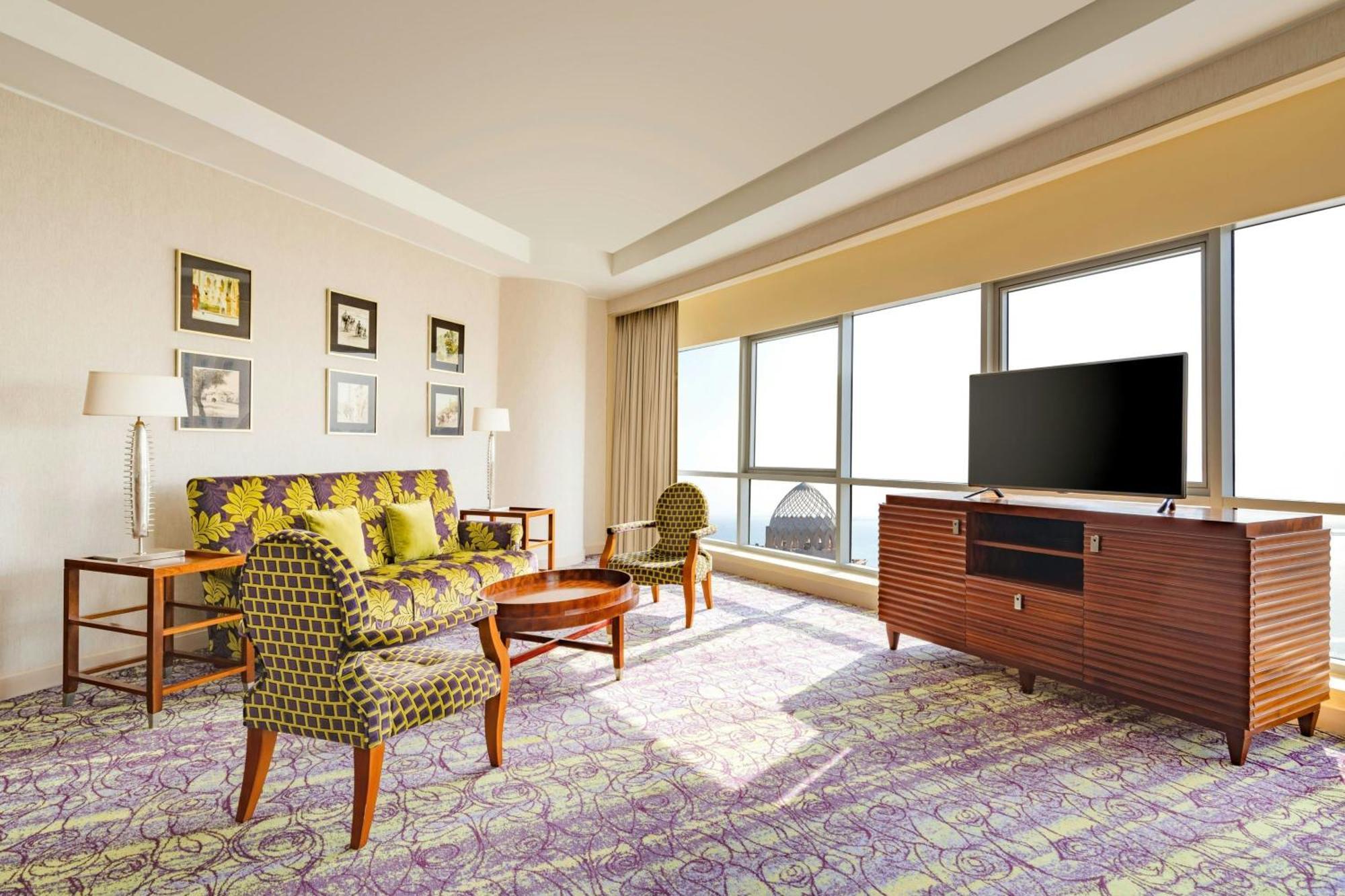 Qabila Westbay Hotel By Marriott Doha Exterior photo Living room