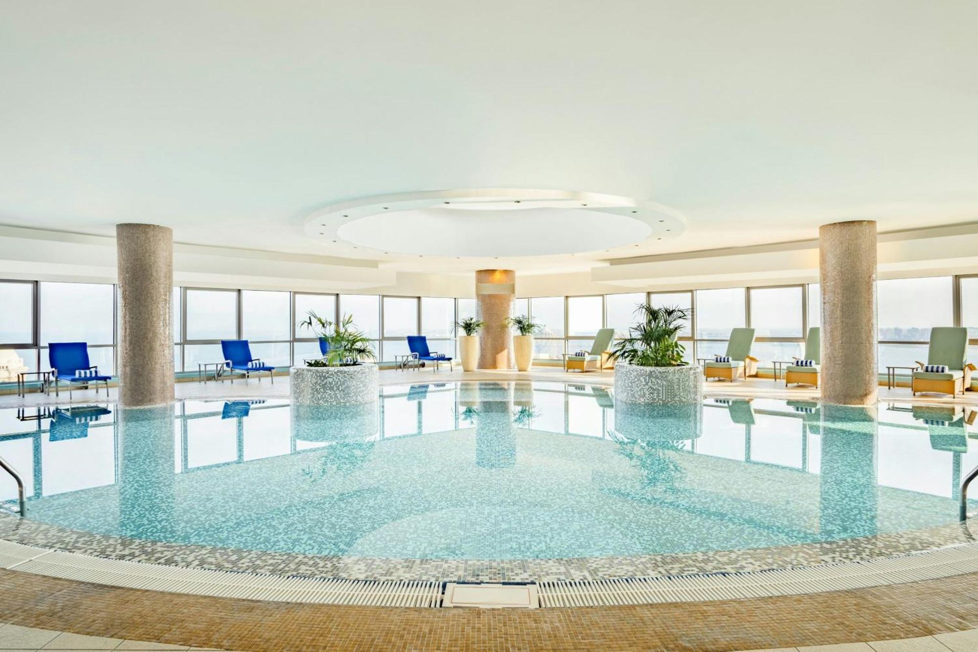 Qabila Westbay Hotel By Marriott Doha Exterior photo The pool at the hotel