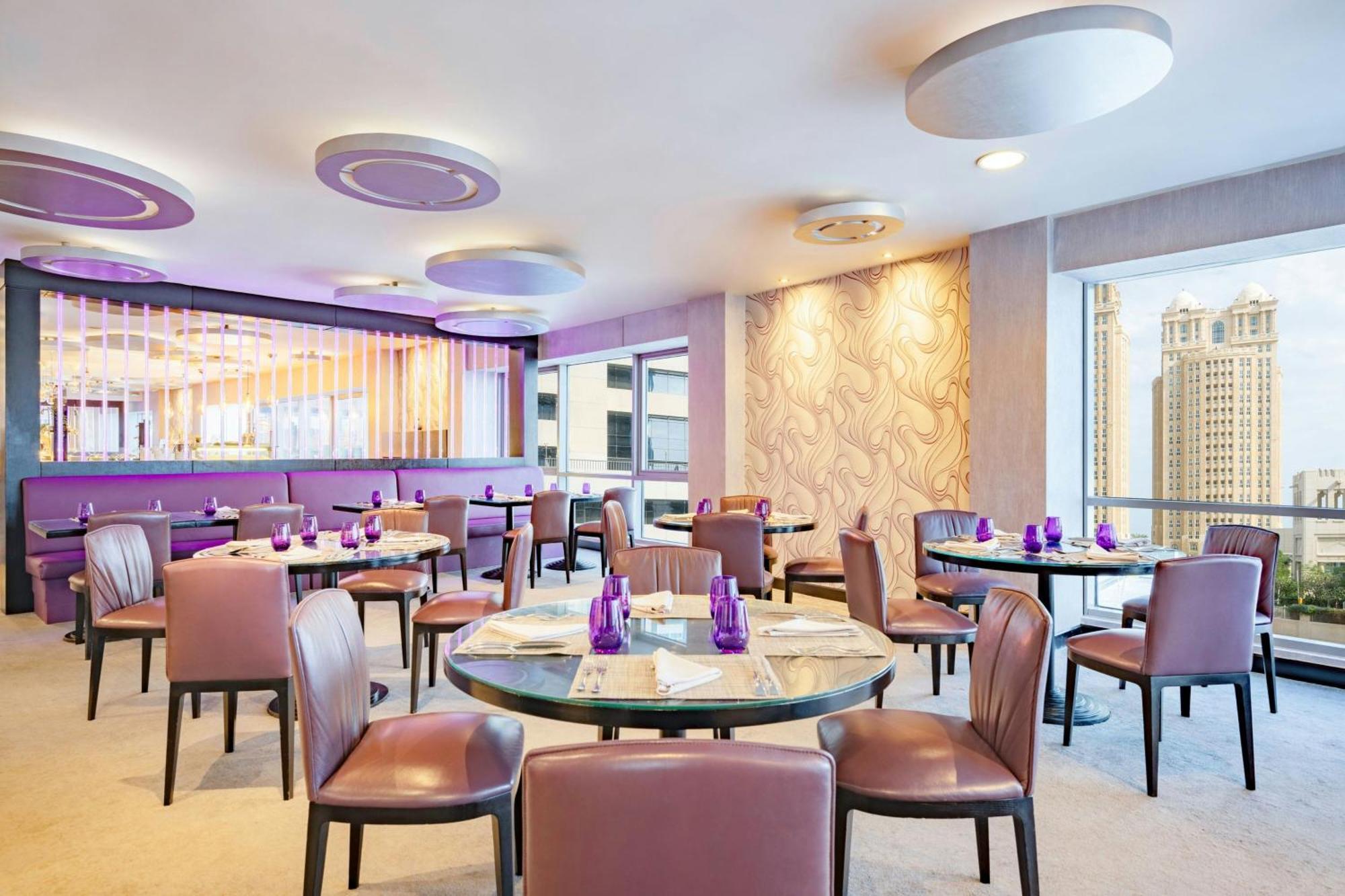 Qabila Westbay Hotel By Marriott Doha Exterior photo The restaurant